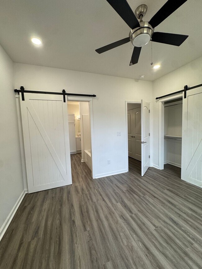 Building Photo - 3017 Olivia Ct