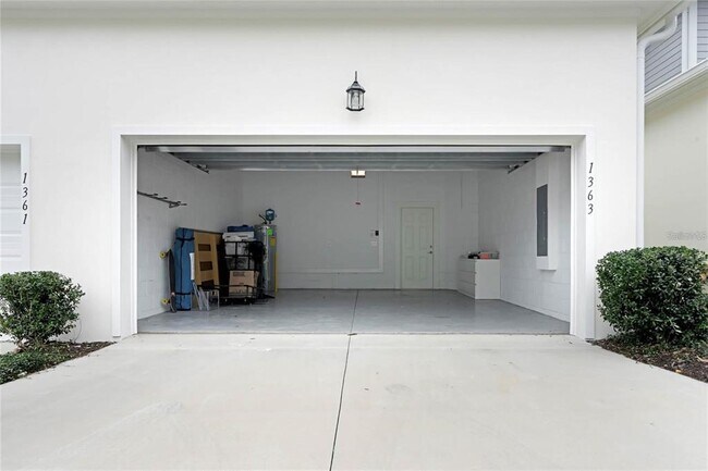 Building Photo - 1363 Ponce Dr