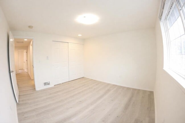 Building Photo - 20803 110th Ln SE