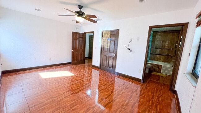 Building Photo - 12255 NW Miami Ct