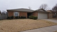 Building Photo - 6412 Fairview Dr