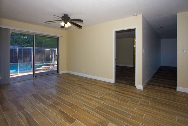 Building Photo - Bonsall Gem - Great Value with Pool/Spa, Available March 2026