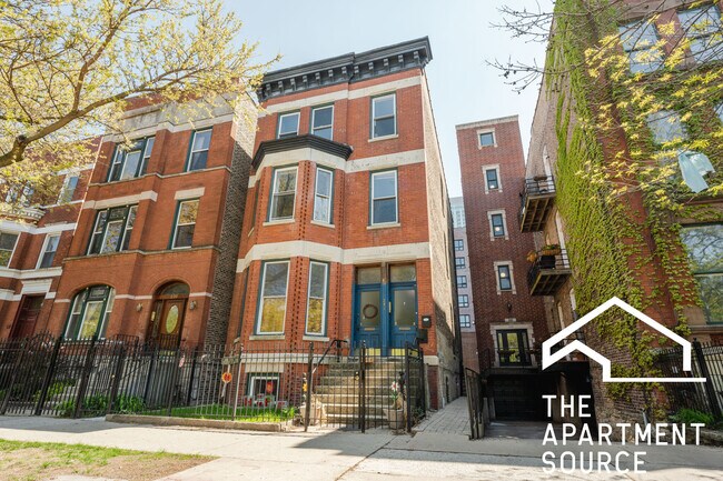 Building Photo - 241 W Scott St