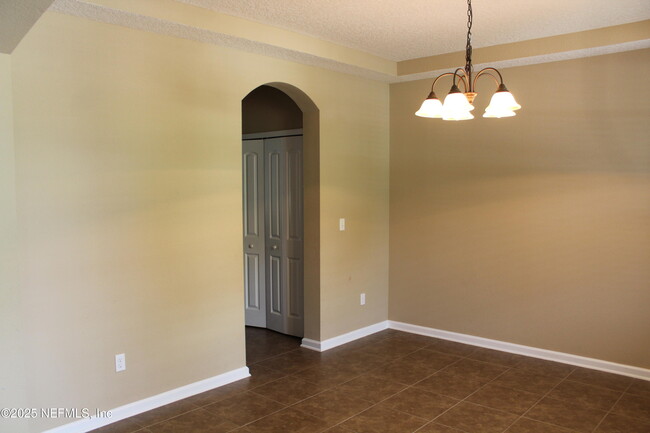 Building Photo - 564 Arborwood Dr