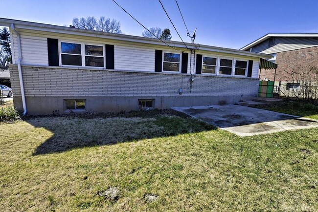 Building Photo - 11094 Worchester Dr