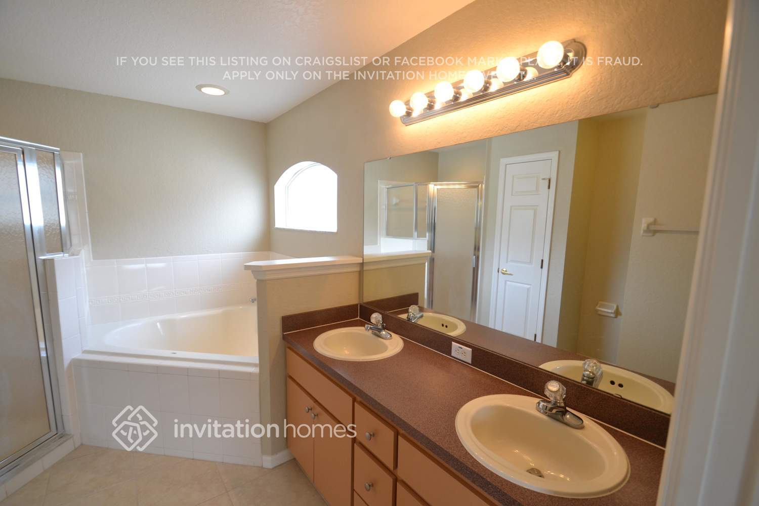 Building Photo - 5238 Snowy Heron Dr