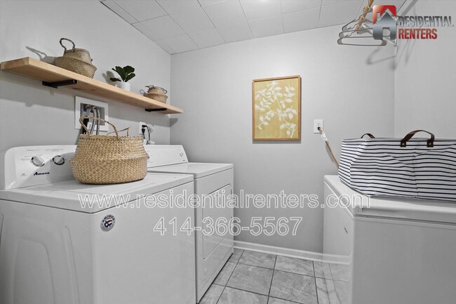 Building Photo - 3615 N 87th St
