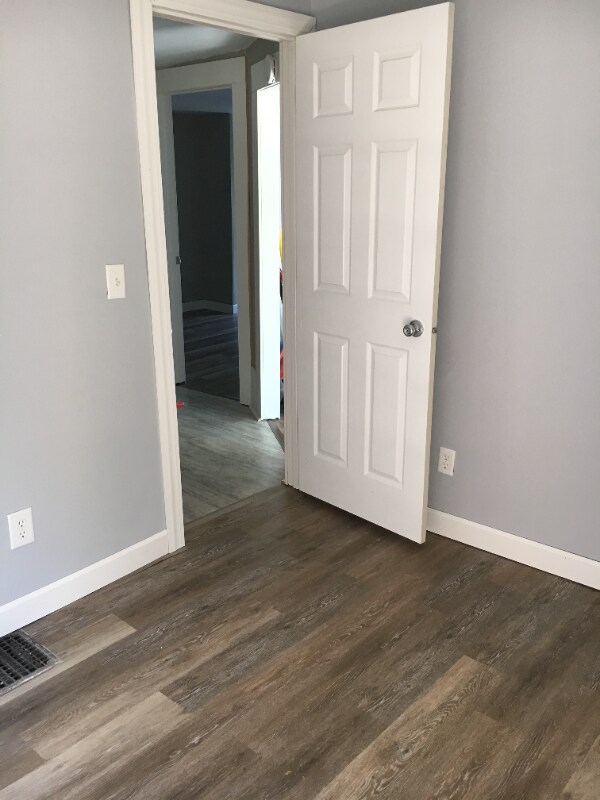 Building Photo - 1306 Charles St