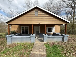 Building Photo - East Gadsden