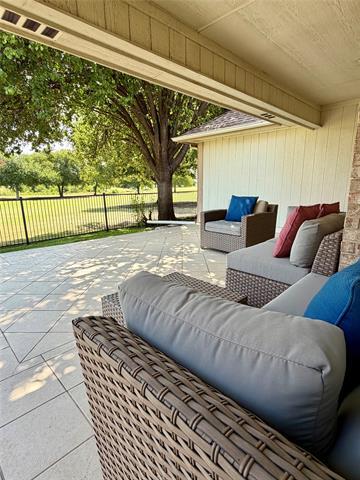 Building Photo - 3212 Laurel Oaks Ct