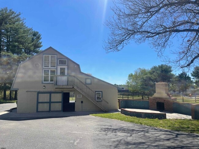 Primary Photo - 202 Jefferson Ave