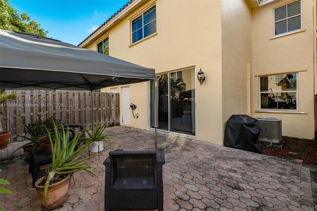 Building Photo - 3816 SW 169th Terrace