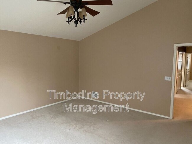 Building Photo - 1628 Lily Lake Dr