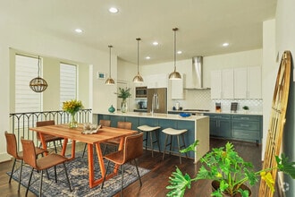 2nd Floor Livingroom/Kitchen - 1912 Maryland St