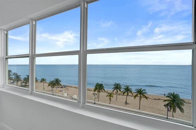 Building Photo - 209 N Fort Lauderdale Beach Blvd