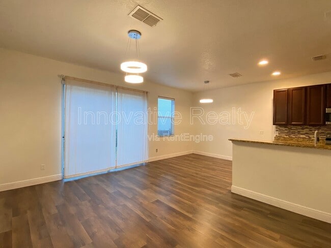 Building Photo - 1662 Orrington Payne Pl