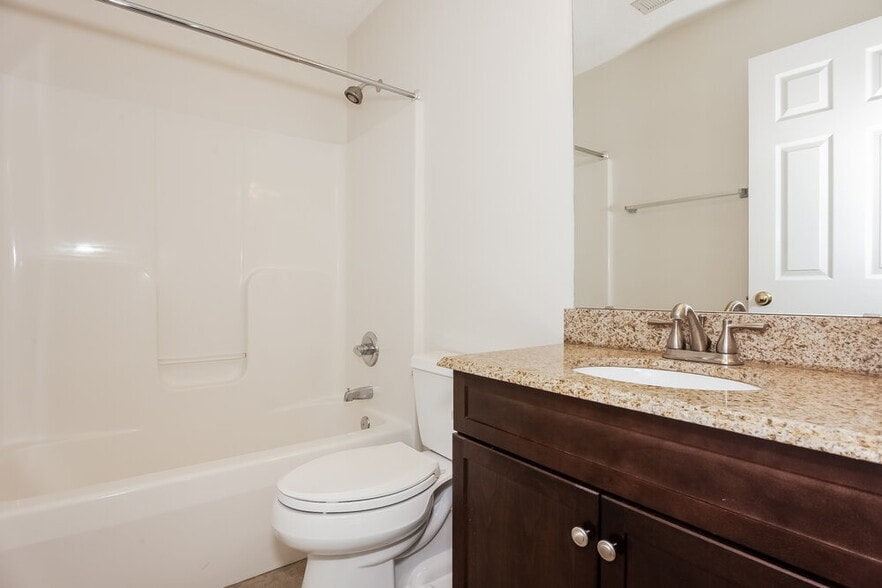 Building Photo - 13438 Glencreek Ln