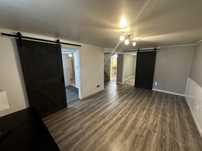 Building Photo - Charming 3-Bed Retreat with Finished Basem...