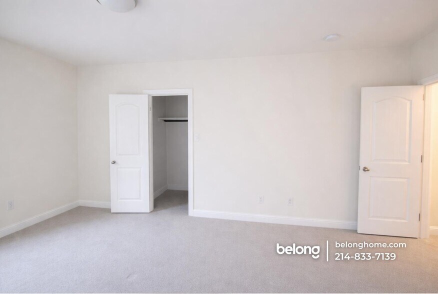 Building Photo - 8417 Lewis Canyon Dr