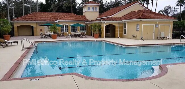 Building Photo - 18001 Richmond Place Dr
