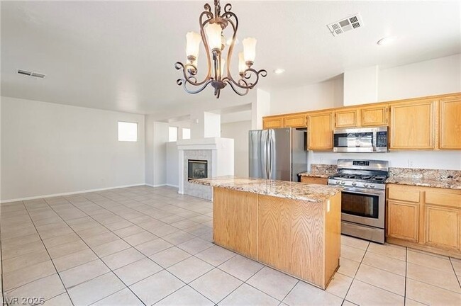 Building Photo - 3588 White Mountain St