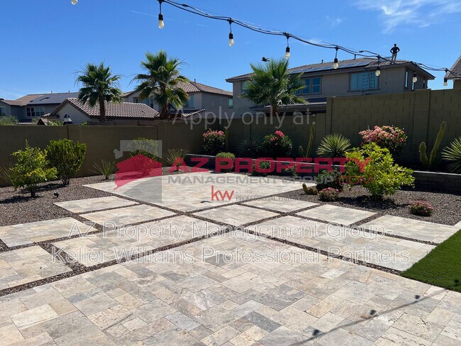 Building Photo - 2604 N Black Rock Rd