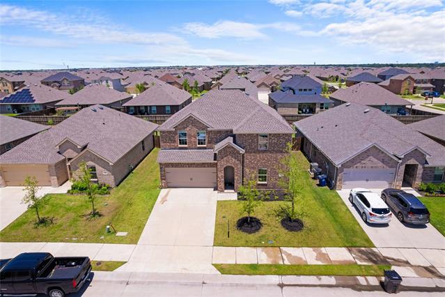 Building Photo - 706 Willow View Way