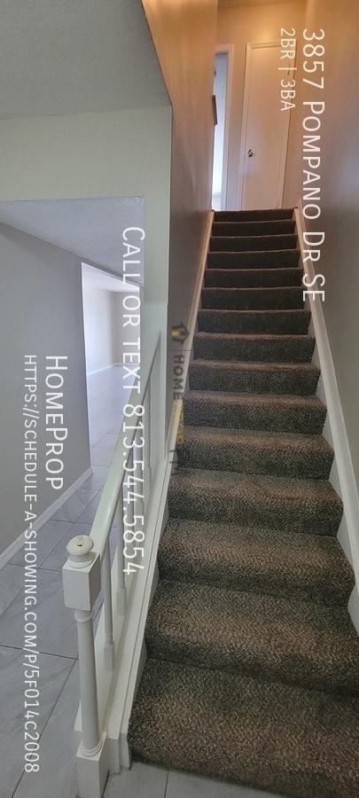 Building Photo - 3857 Pompano Dr SE