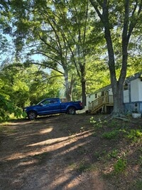 Building Photo - 1112 Cox Lake Rd