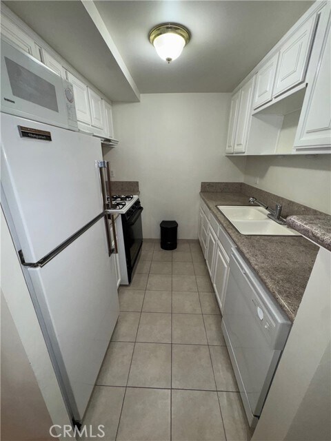 Building Photo - 205 Cool Creek Ln