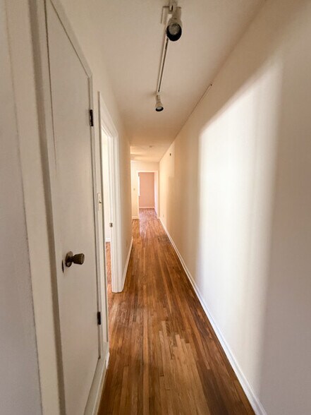 Building Photo - 273 Williford St