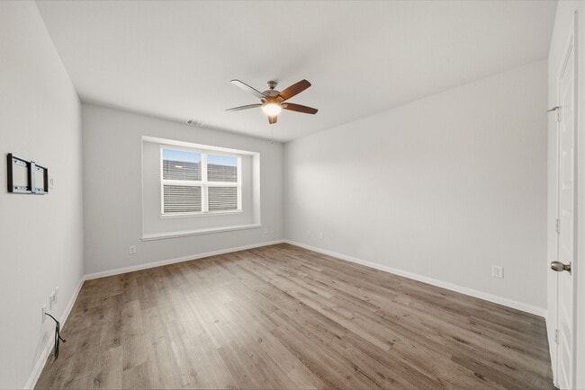 Building Photo - 24611 Porta Borsari Dr