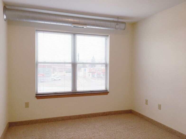 Beaver Ridge 1100 N Broadway Minot ND 58703 Apartment Finder