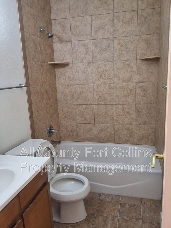 Building Photo - 1428 S Dotsero Ave