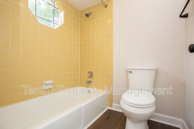 Building Photo - 4065 Windtree Ln