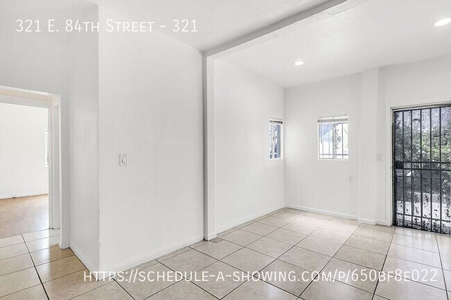 Building Photo - 321 E 84th St