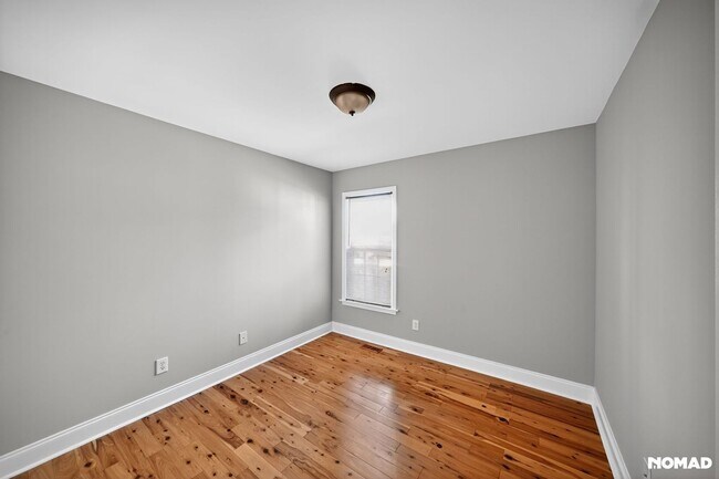 Building Photo - 405 Foxbridge Ct