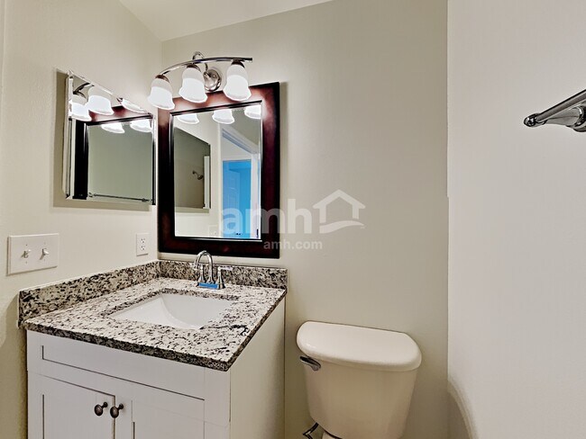 Building Photo - 6424 Orchard Oriole Ln