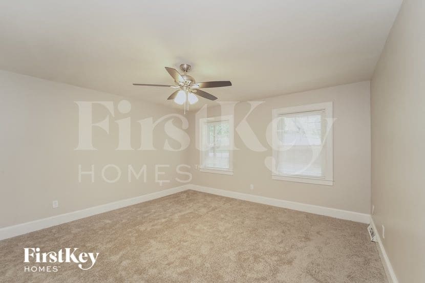 Building Photo - 7301 Leesburg Rd