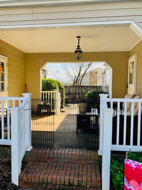 Building Photo - 4801 Kennedy St