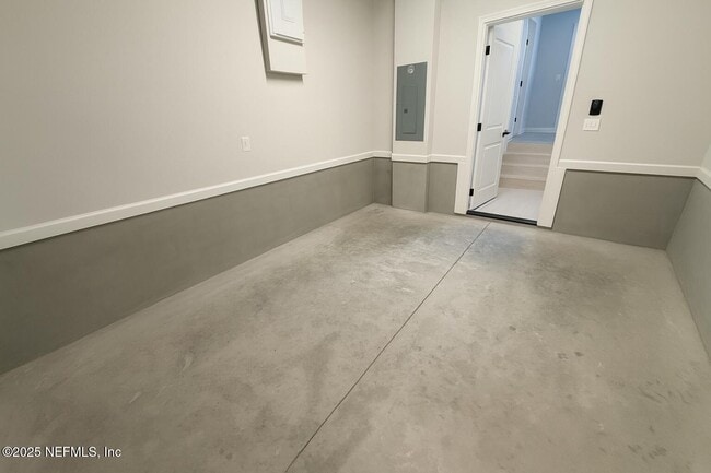 Building Photo - 1063 Farwell St