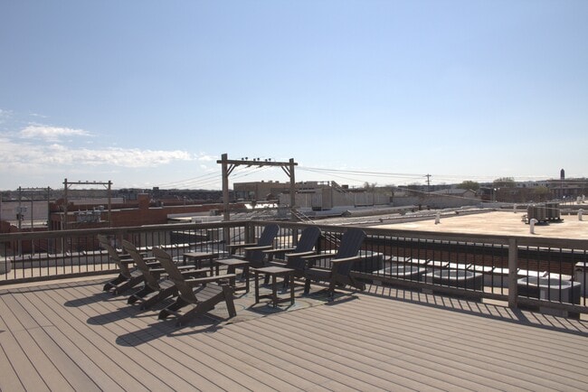 Building Photo - WC Shinn Lofts