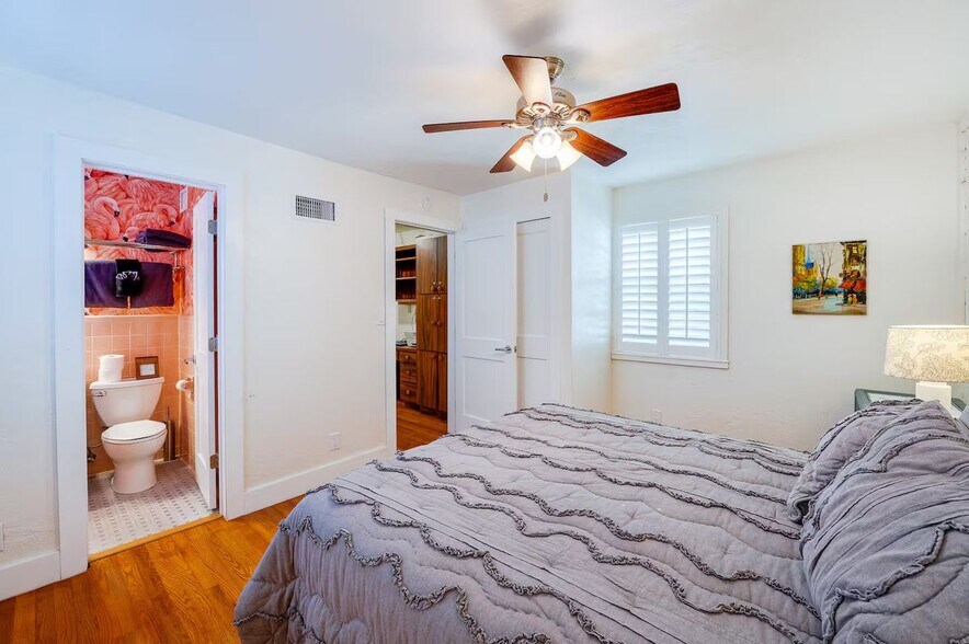 Building Photo - 1286 John Anderson Dr