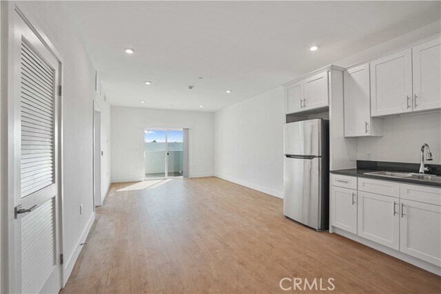 Building Photo - 8750 Sepulveda Blvd