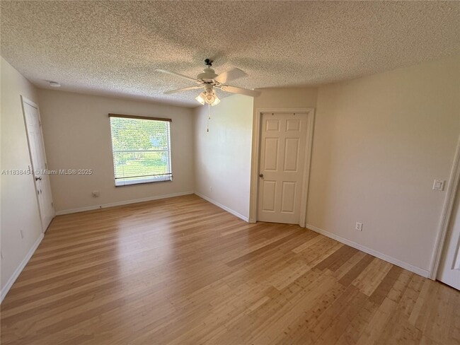 Building Photo - 5338 NW South Crisona Cir