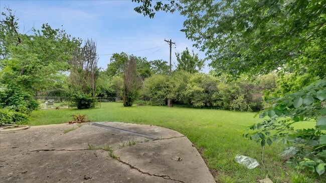 Building Photo - Beautiful 3 bedroom / 2 bath