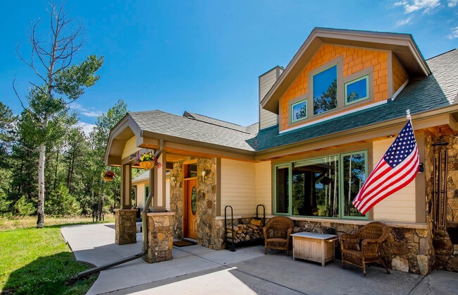 Building Photo - 28940 Golf Way