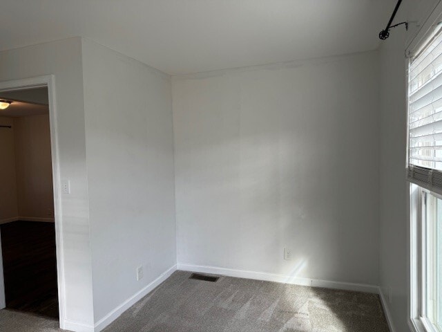 Building Photo - 123 Sterling St