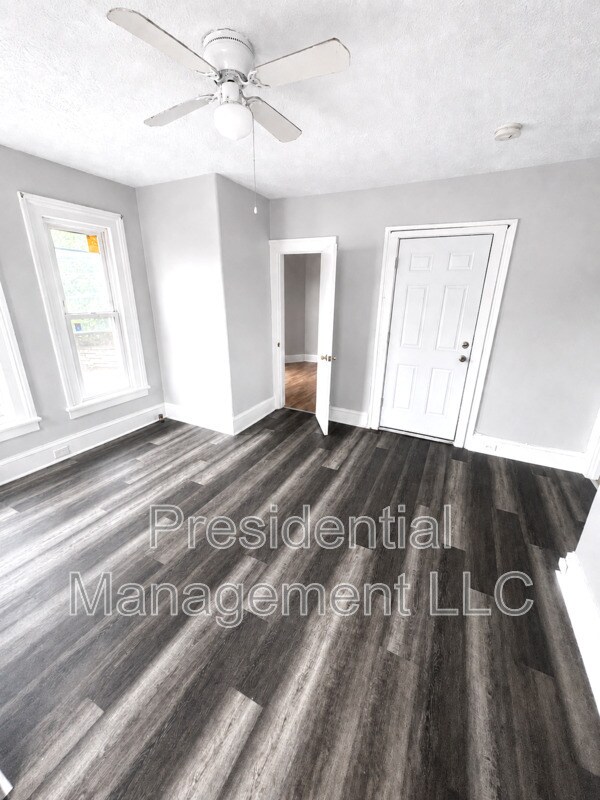 Building Photo - 74 Holmes Ave