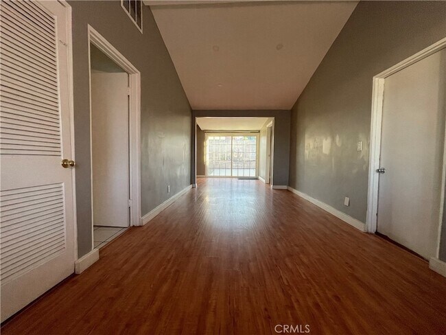 Building Photo - 15688 Senadale St